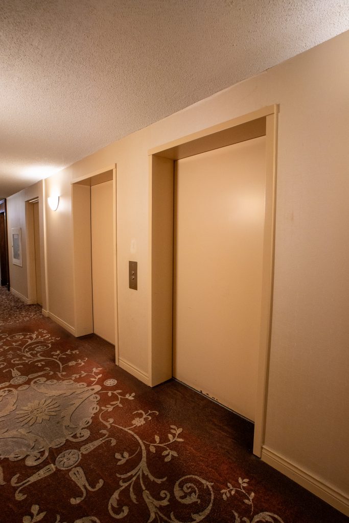 PHOTO-44